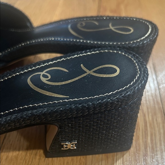 Sam Edelman Women’s Winsley Floral Block Heel Slide Sandals. - Picture 2 of 13